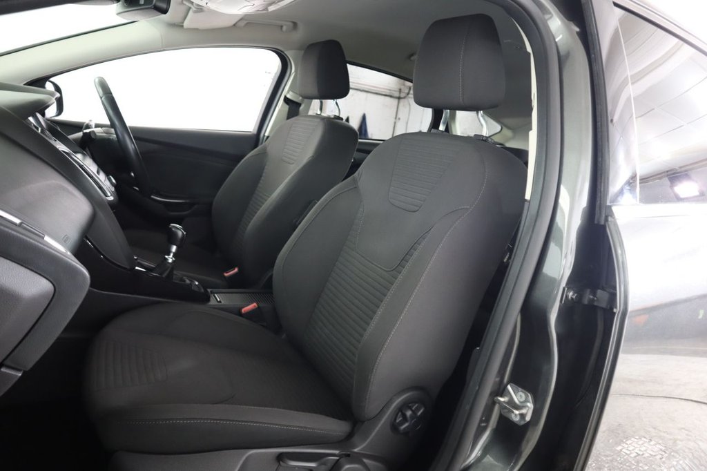 Used Ford Focus 2017 for sale - 76163134: Photo 15