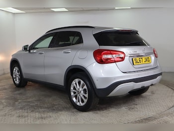 Used Mercedes-Benz GLA 2017 for sale - 79072246: Photo