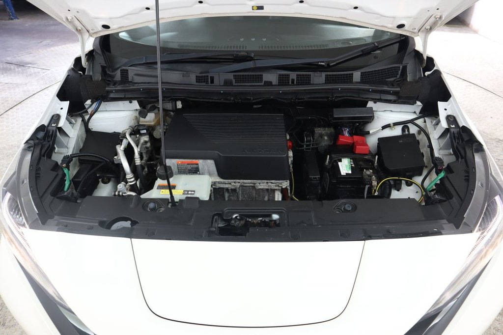 Used Nissan Leaf 2018 for sale - 77236639: Photo 10