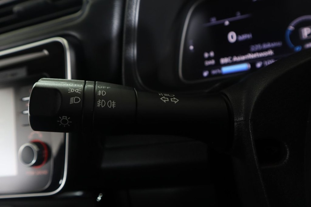 Used Nissan Leaf 2018 for sale - 77236639: Photo 24