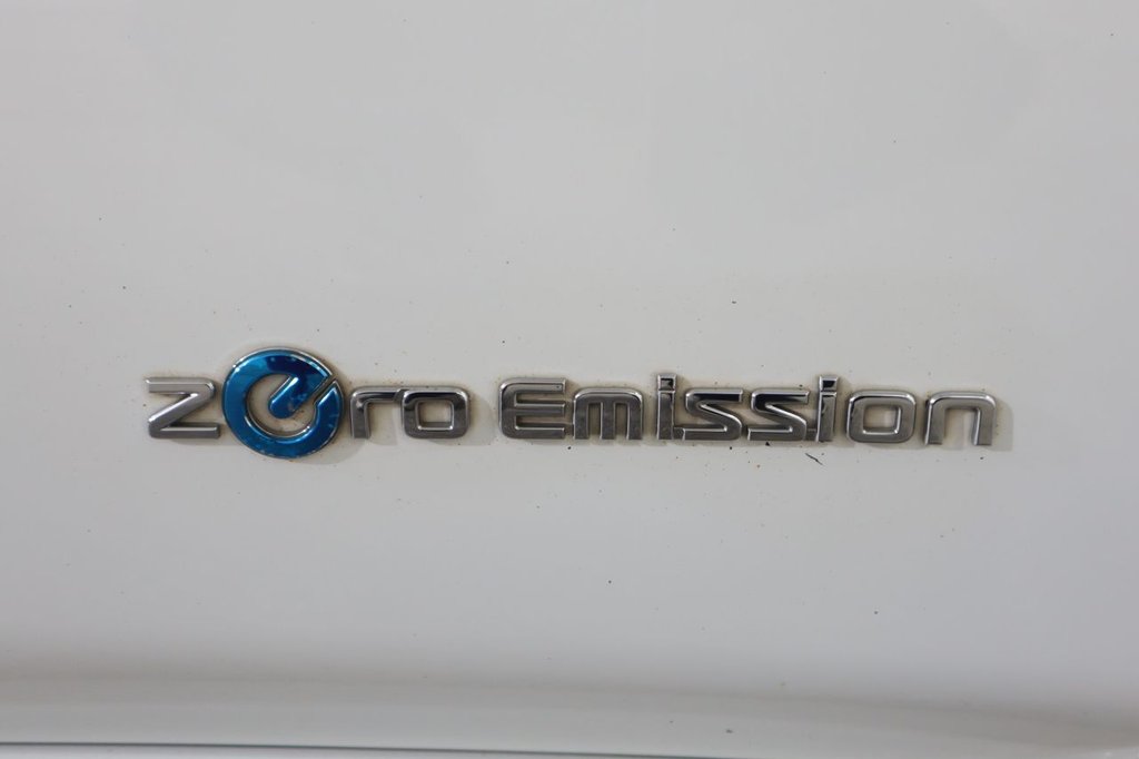 Used Nissan Leaf 2018 for sale - 77236639: Photo 45