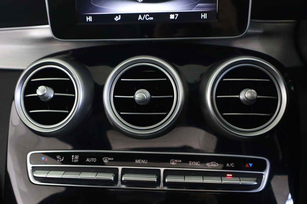 Used Mercedes-Benz C Class 2015 for sale - 77952977: Photo 27