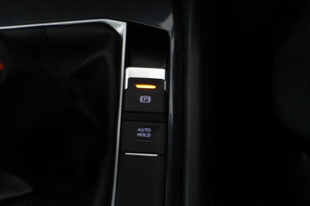 Used Volkswagen Tiguan 2018 for sale - 76698820: Photo 31