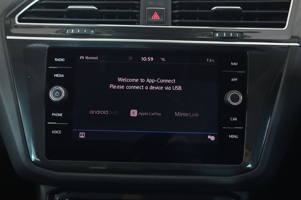 Used Volkswagen Tiguan 2018 for sale - 76698820: Photo 34