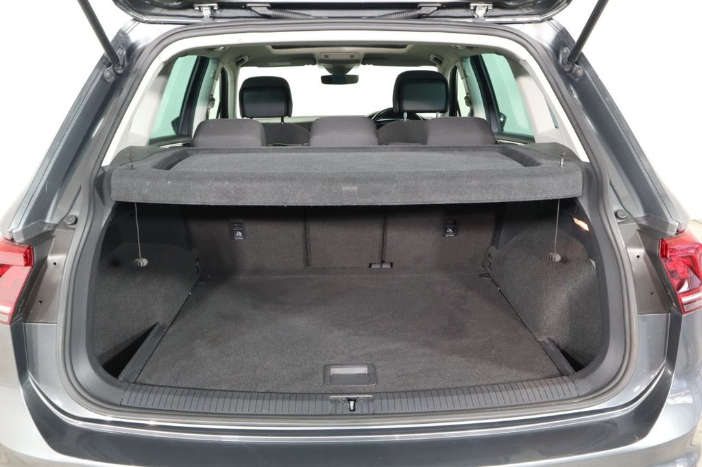 Used Volkswagen Tiguan 2018 for sale - 76698820: Photo 9