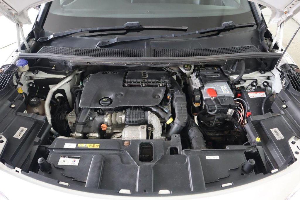 Used Peugeot 3008 2017 for sale - 76910028: Photo 16