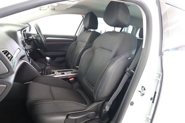 Used Renault Megane 2019 for sale - 75370329: Photo 15