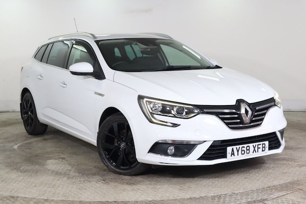Used Renault Megane 2019 for sale - 75370329: Photo 1