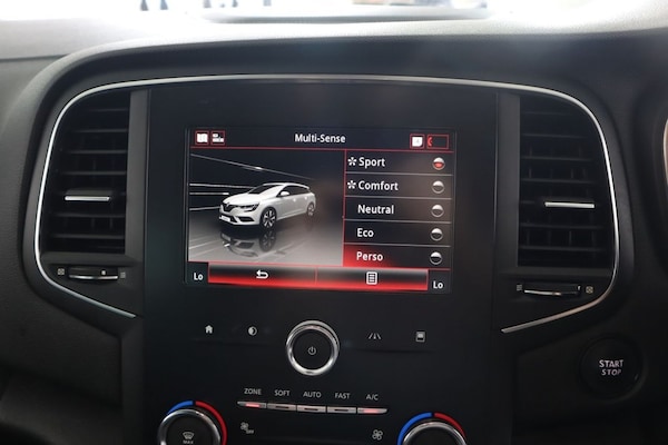 Used Renault Megane 2019 for sale - 75370329: Photo 47