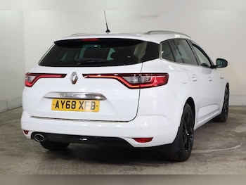 Used Renault Megane 2019 for sale - 75370329: Photo