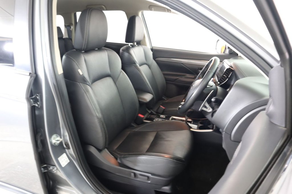 Used Mitsubishi Outlander 2019 for sale - 76698591: Photo 14