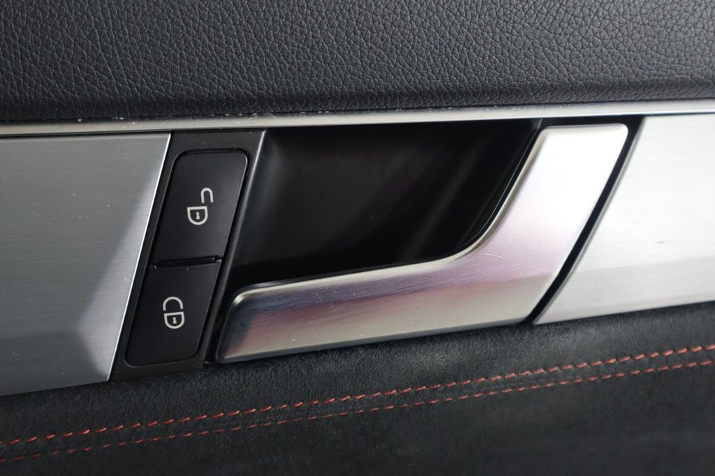 Used Mercedes-Benz C Class 2013 for sale - 77250455: Photo 38