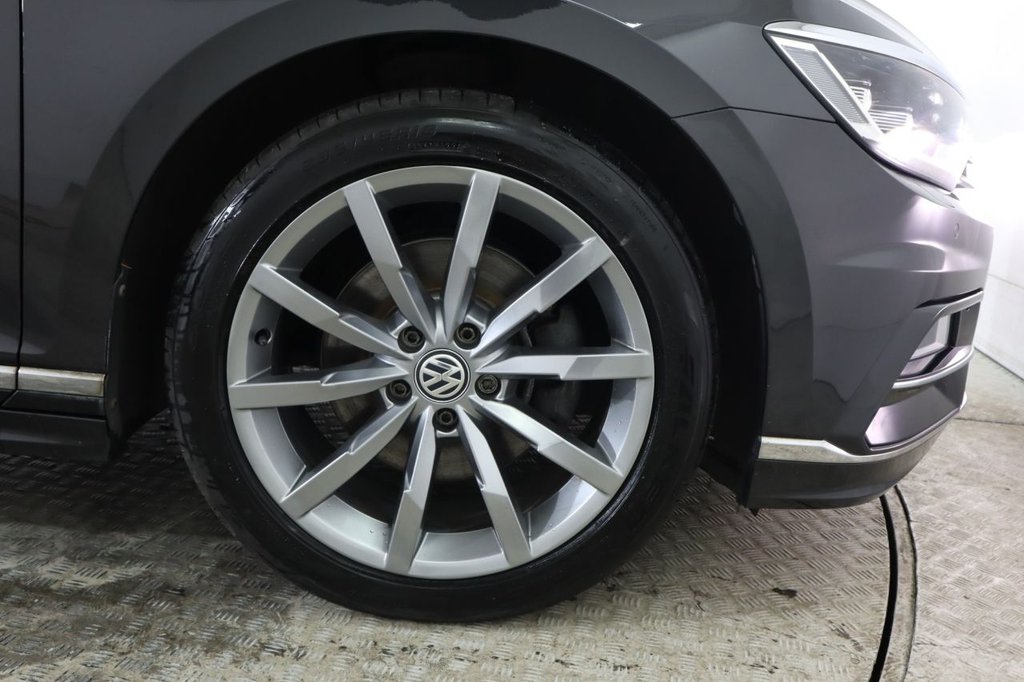 Used Volkswagen Passat 2019 for sale - 76396370: Photo 12