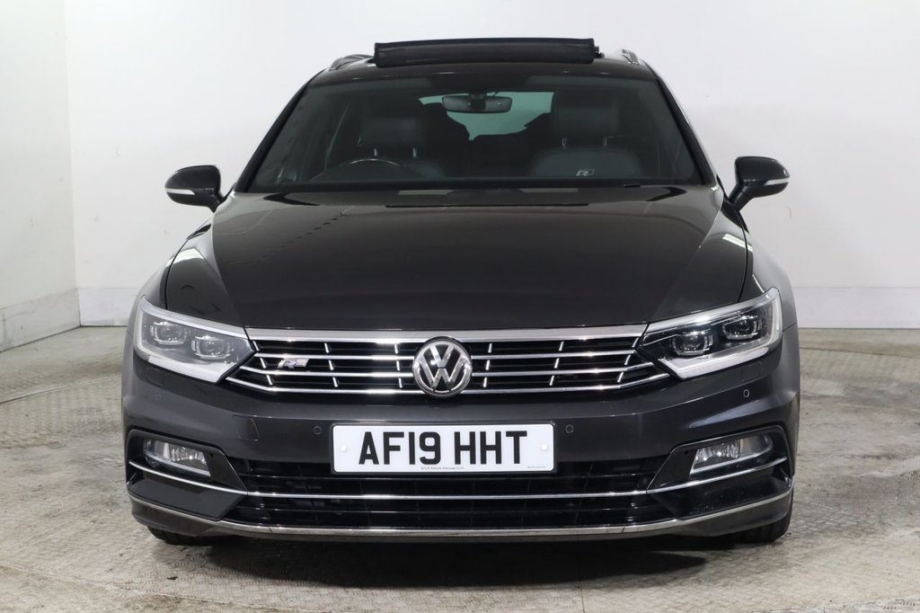 Used Volkswagen Passat 2019 for sale - 76396370: Photo 2