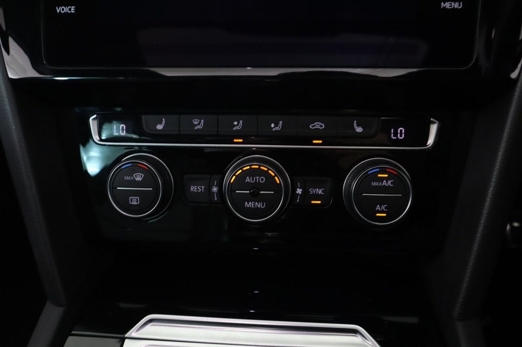 Used Volkswagen Passat 2019 for sale - 76396370: Photo 32