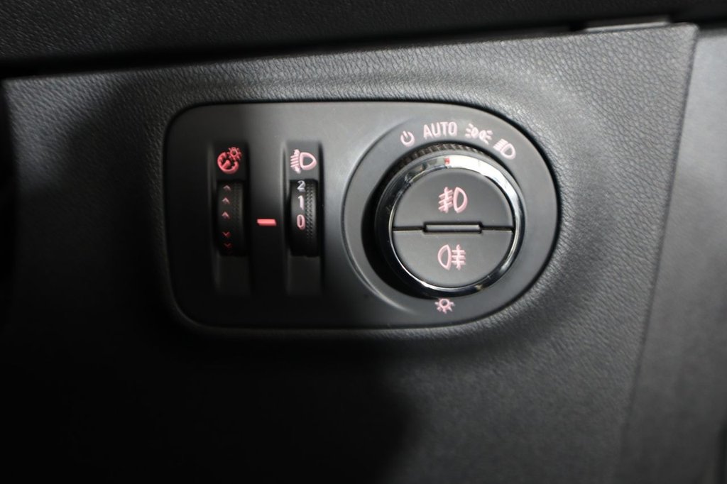 Used Vauxhall Corsa 2016 for sale - 77122022: Photo 34