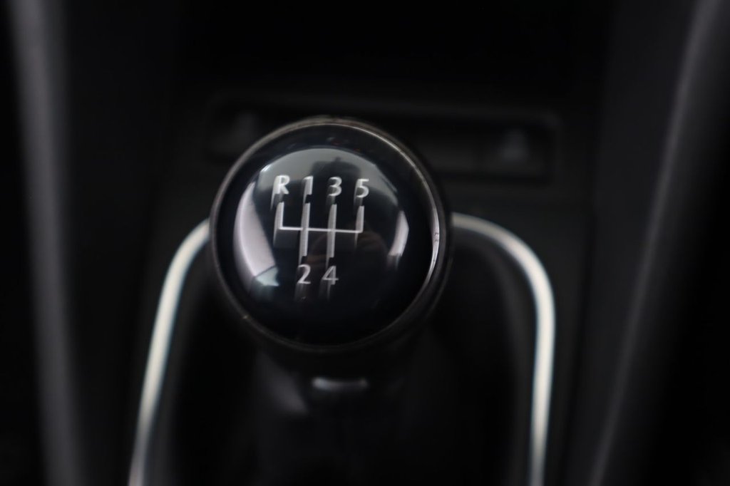 Used Volkswagen Golf 2012 for sale - 77642872: Photo 24