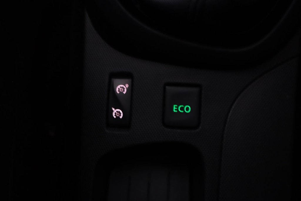 Used Renault Captur 2014 for sale - 76267375: Photo 26