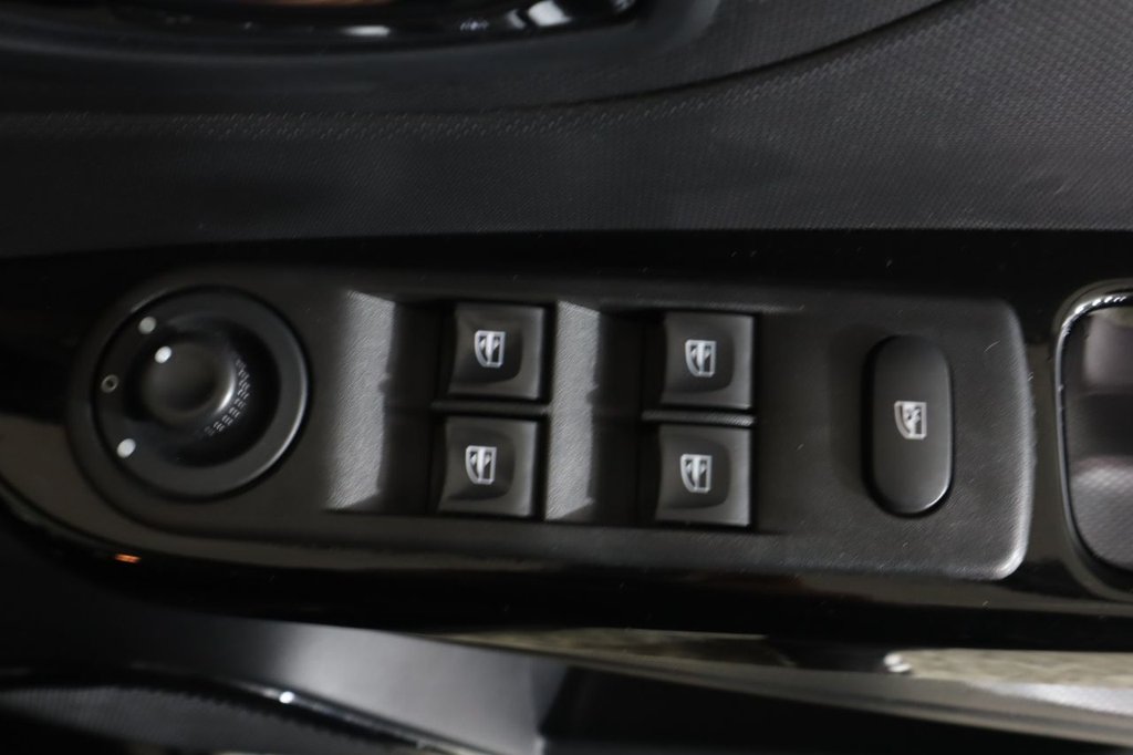 Used Renault Captur 2014 for sale - 76267375: Photo 44