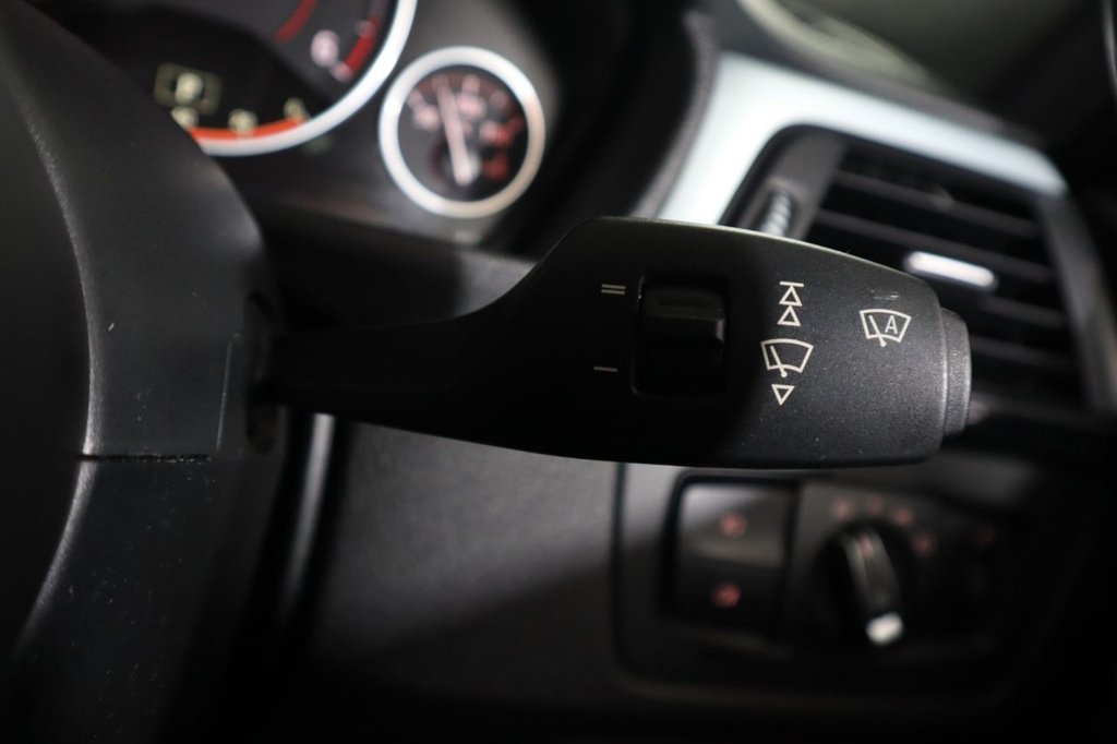 Used BMW 3 Series 2014 for sale - 76536010: Photo 24