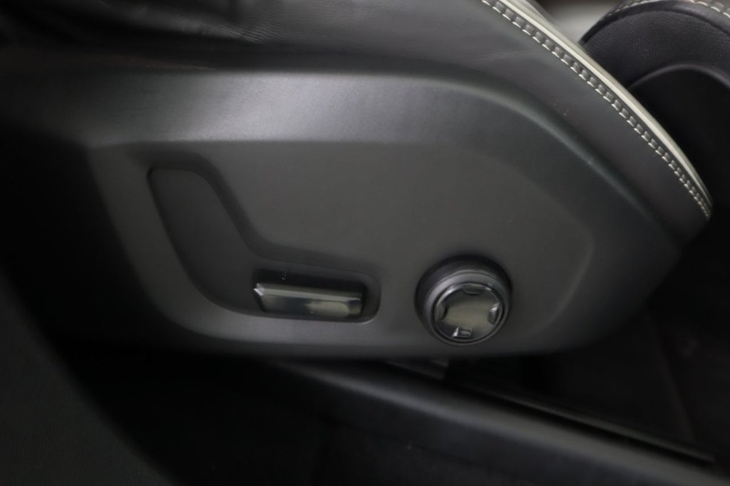 Used Volvo XC60 2020 for sale - 78110924: Photo 41