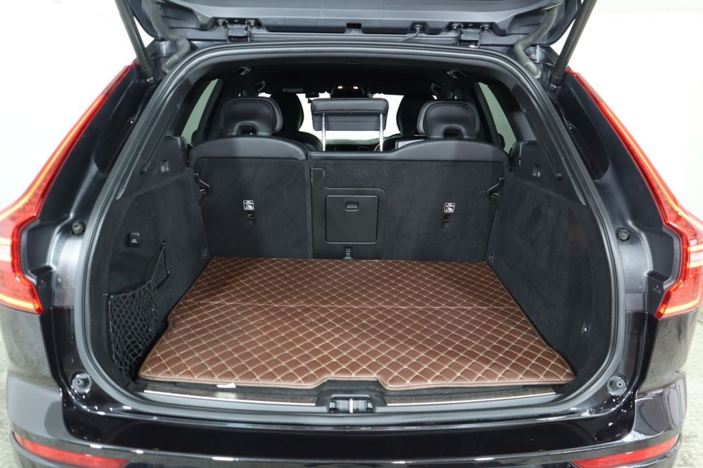 Used Volvo XC60 2020 for sale - 78110924: Photo 9