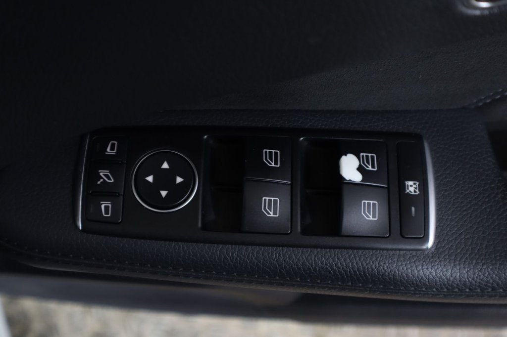 Used Mercedes-Benz E Class 2014 for sale - 78003135: Photo 38