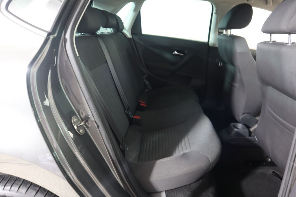 Used Volkswagen Polo 2012 for sale - 77212584: Photo 14