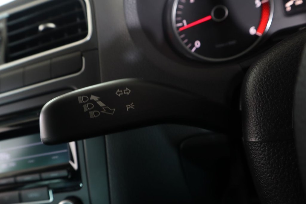 Used Volkswagen Polo 2012 for sale - 77212584: Photo 21