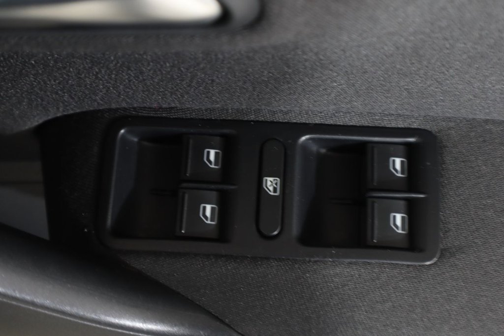 Used Volkswagen Polo 2012 for sale - 77212584: Photo 31