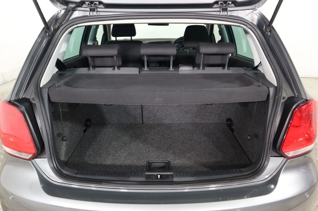 Used Volkswagen Polo 2012 for sale - 77212584: Photo 9