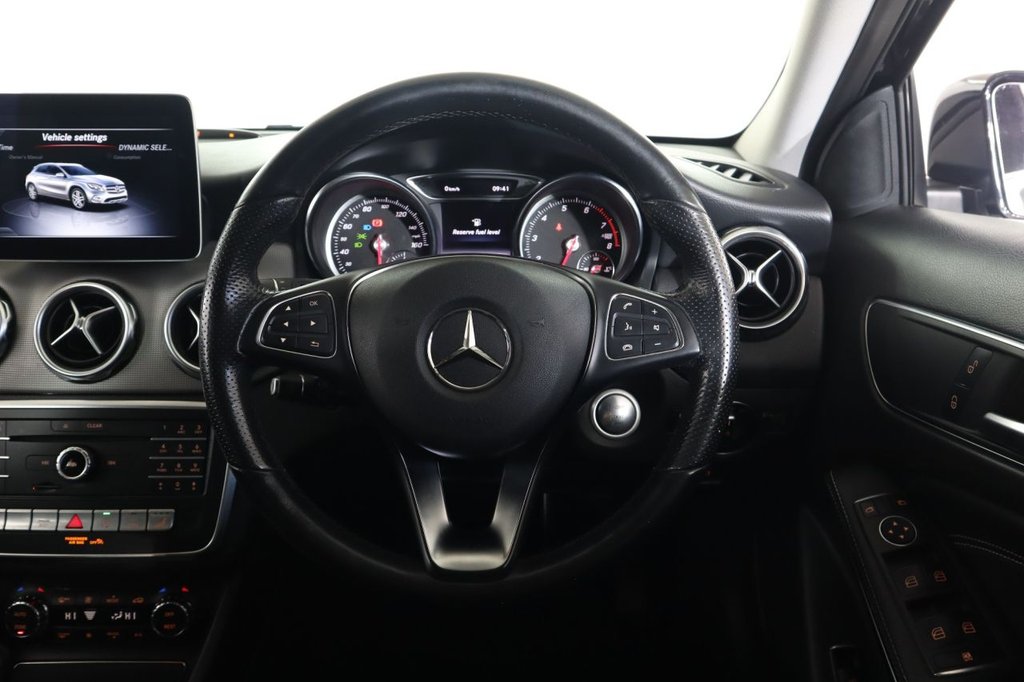 Used Mercedes-Benz GLA 2018 for sale - 76642686: Photo 18