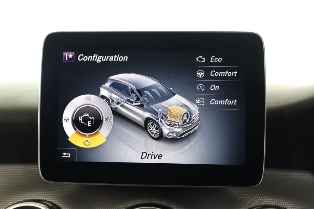 Used Mercedes-Benz GLA 2018 for sale - 76642686: Photo 39