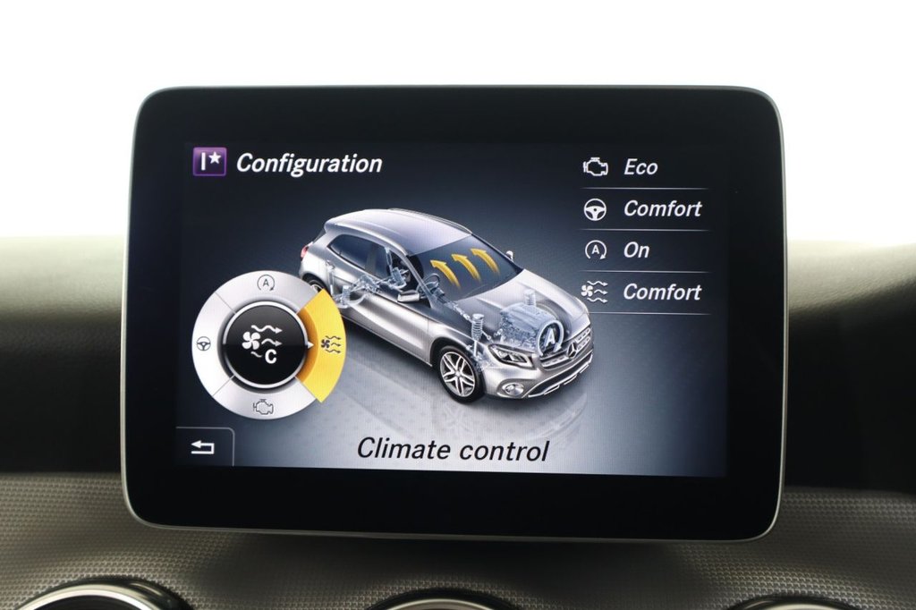 Used Mercedes-Benz GLA 2018 for sale - 76642686: Photo 42