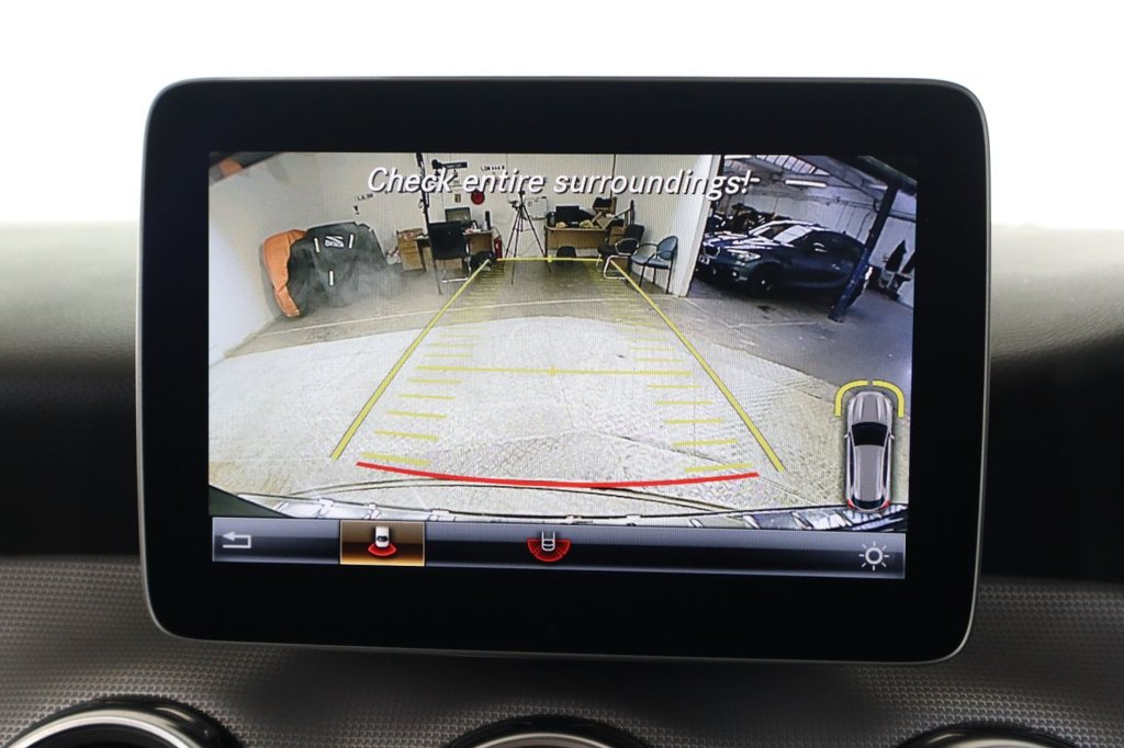 Used Mercedes-Benz GLA 2018 for sale - 76642686: Photo 44