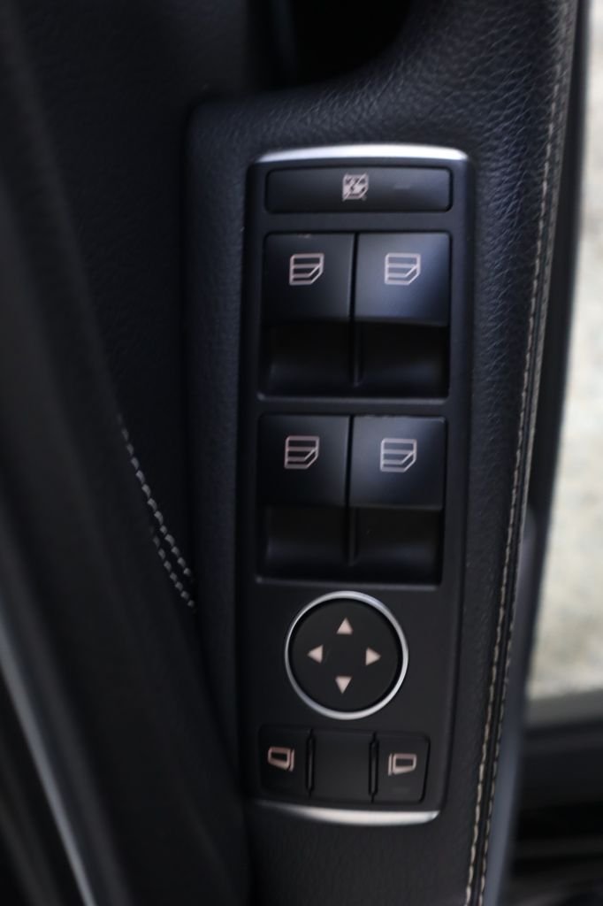 Used Mercedes-Benz GLA 2018 for sale - 76642686: Photo 48