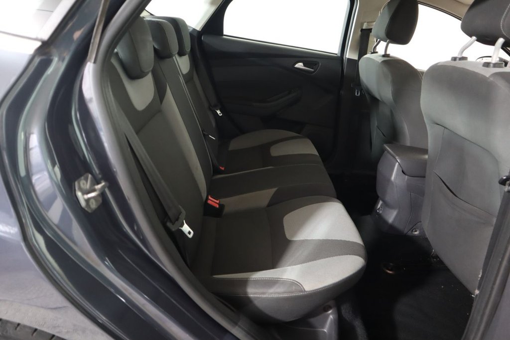 Used Ford Focus 2011 for sale - 76470560: Photo 14