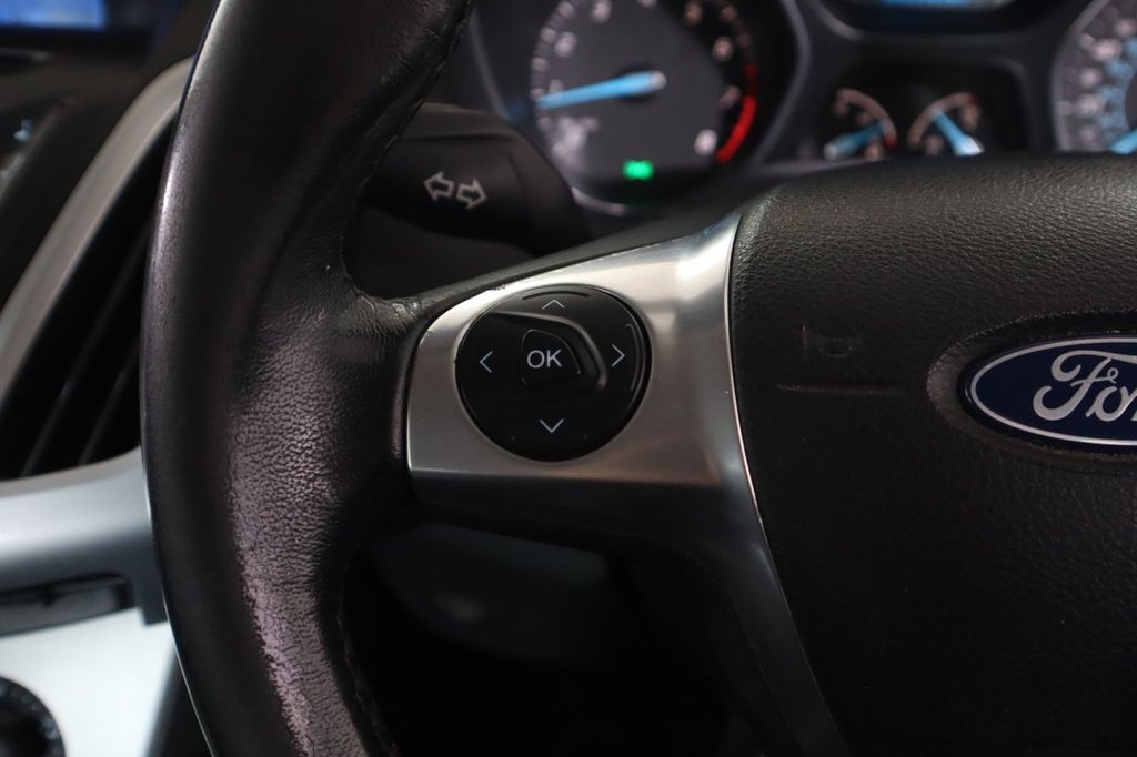 Used Ford Focus 2011 for sale - 76470560: Photo 21