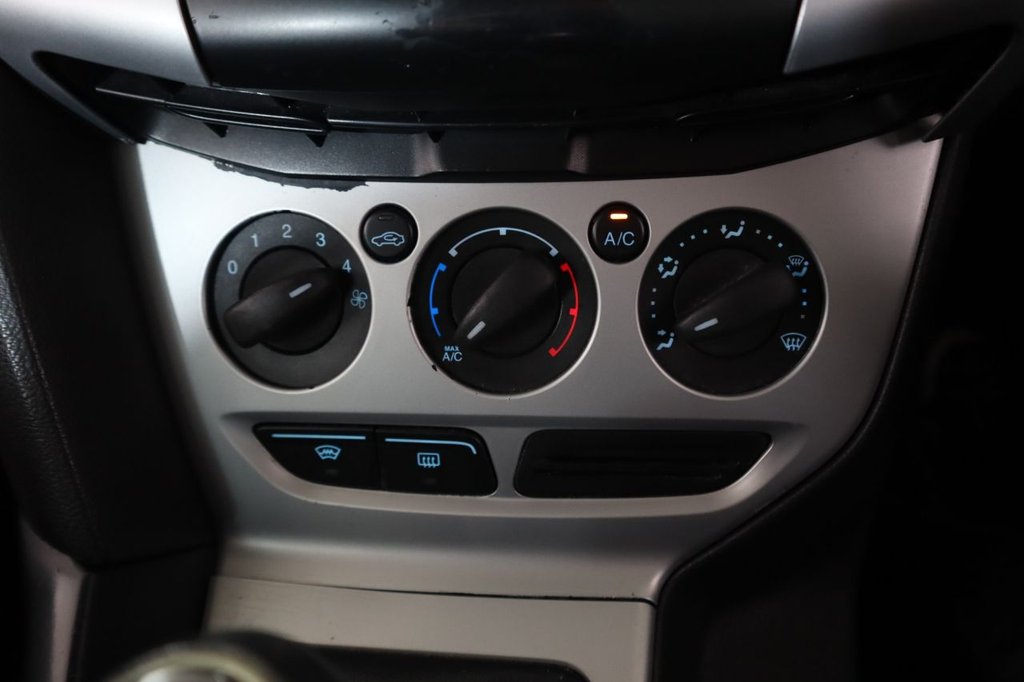 Used Ford Focus 2011 for sale - 76470560: Photo 25