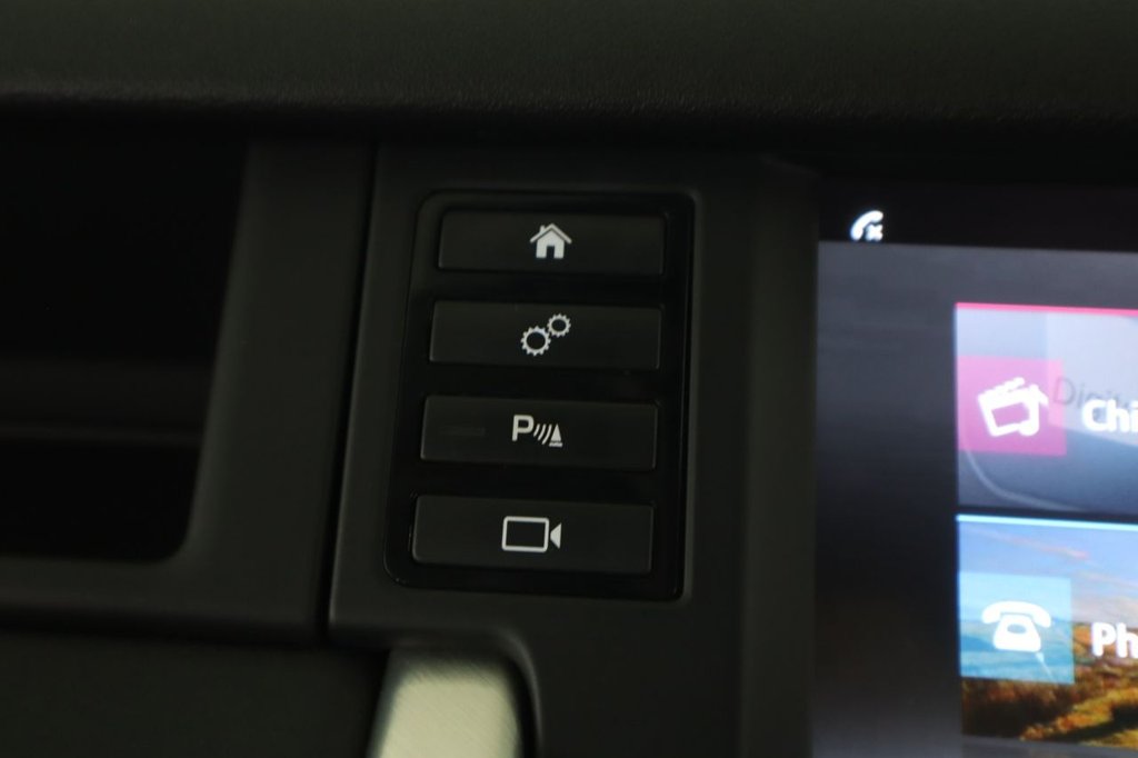 Used Land Rover Discovery Sport 2018 for sale - 76148006: Photo 29