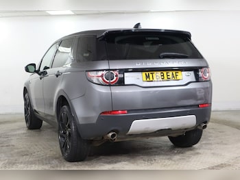 Used Land Rover Discovery Sport 2018 for sale - 76148006: Photo