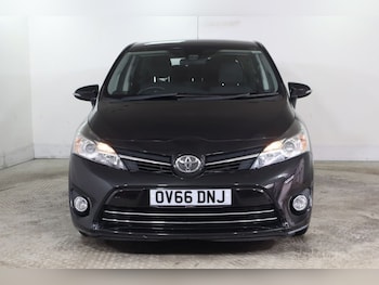 Used Toyota Verso 2016 for sale - 79438433: Photo