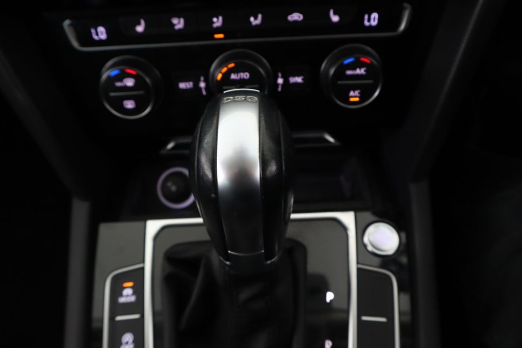 Used Volkswagen Passat 2016 for sale - 76654935: Photo 24