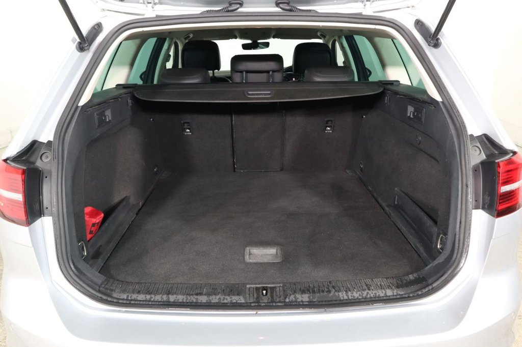 Used Volkswagen Passat 2016 for sale - 76654935: Photo 9