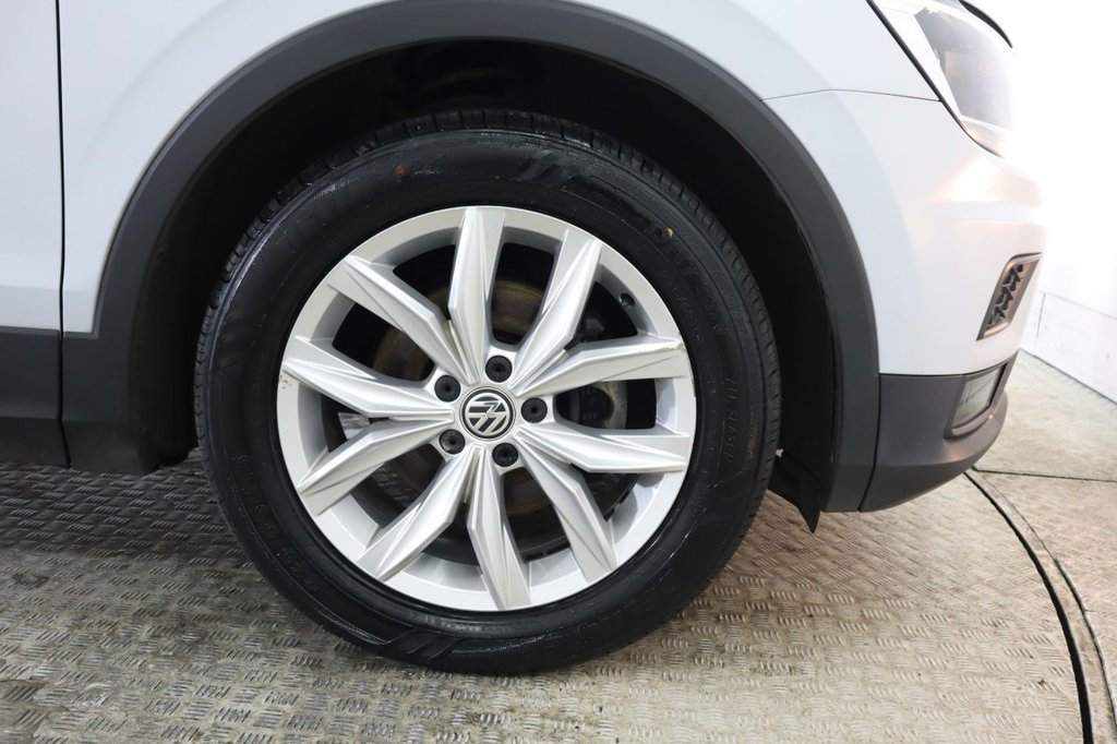 Used Volkswagen Tiguan 2018 for sale - 76535990: Photo 11