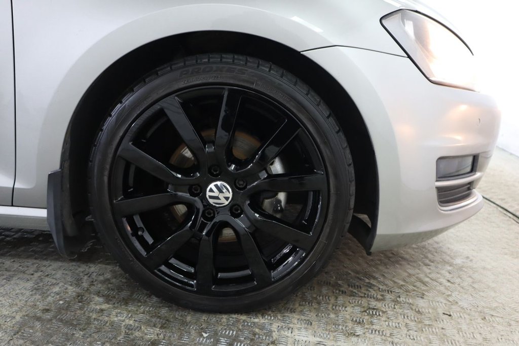 Used Volkswagen Golf 2013 for sale - 76724851: Photo 11