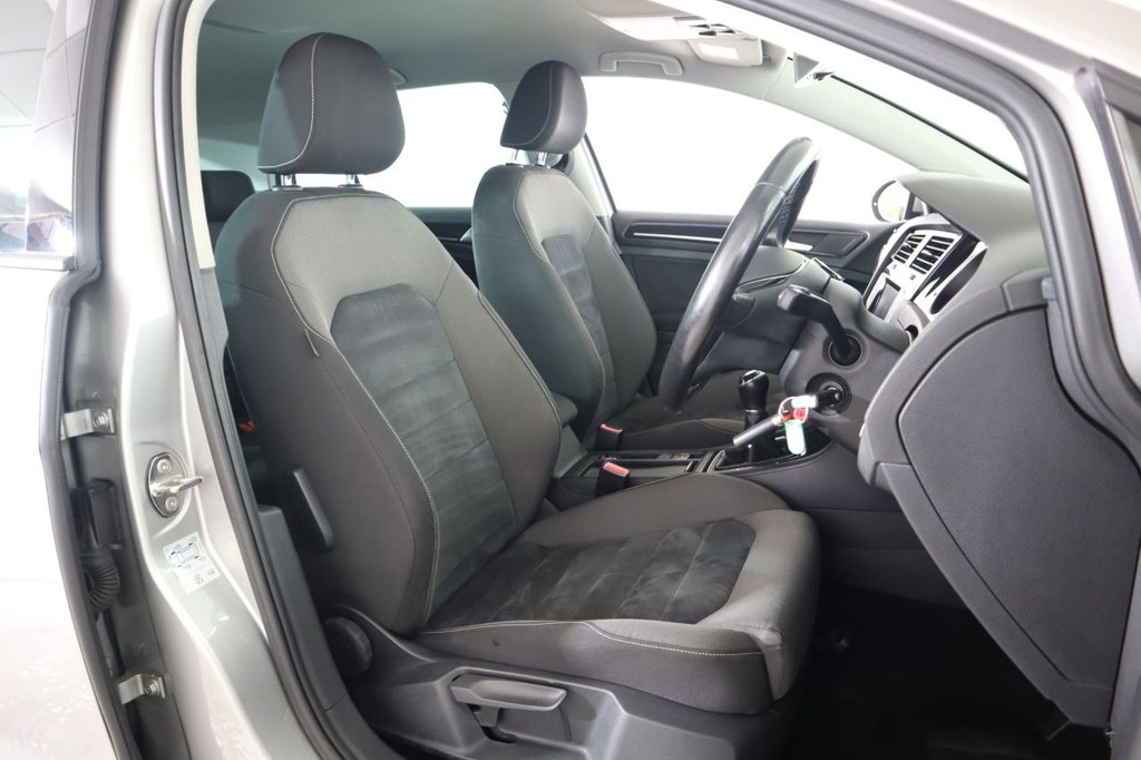 Used Volkswagen Golf 2013 for sale - 76724851: Photo 13