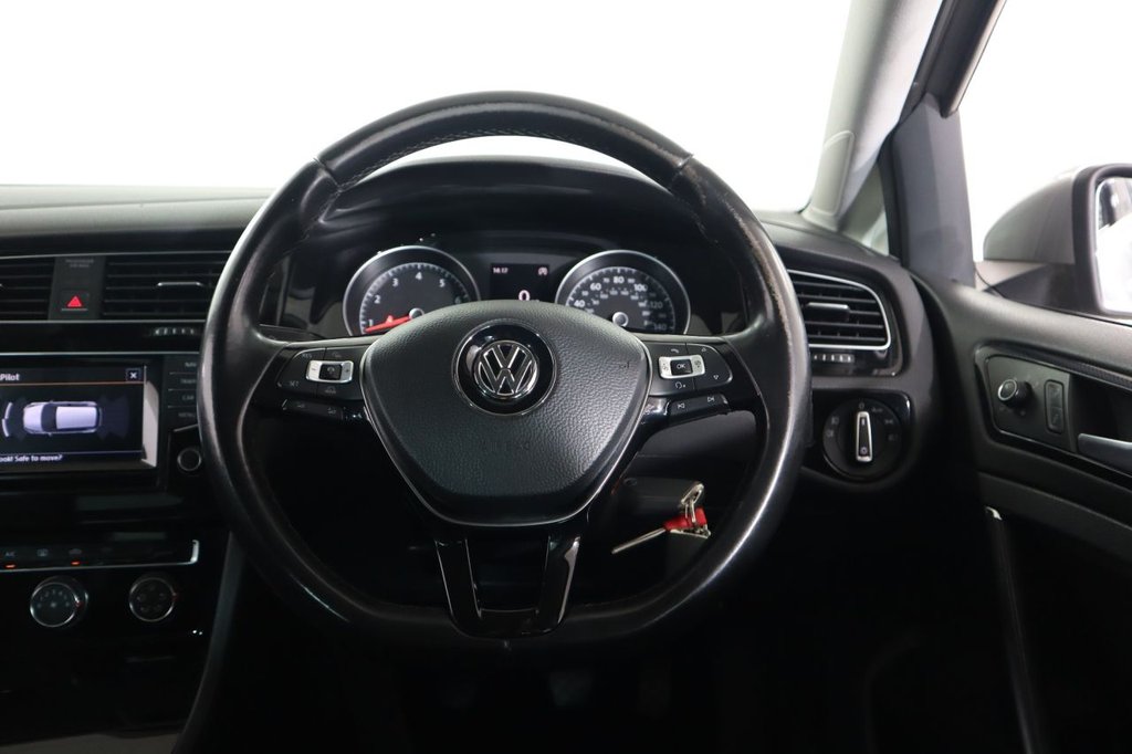 Used Volkswagen Golf 2013 for sale - 76724851: Photo 19