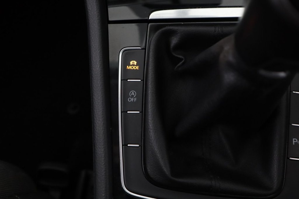 Used Volkswagen Golf 2013 for sale - 76724851: Photo 28