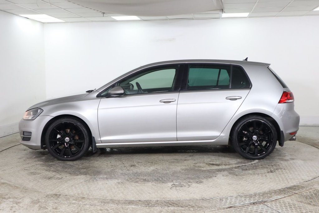 Used Volkswagen Golf 2013 for sale - 76724851: Photo 8